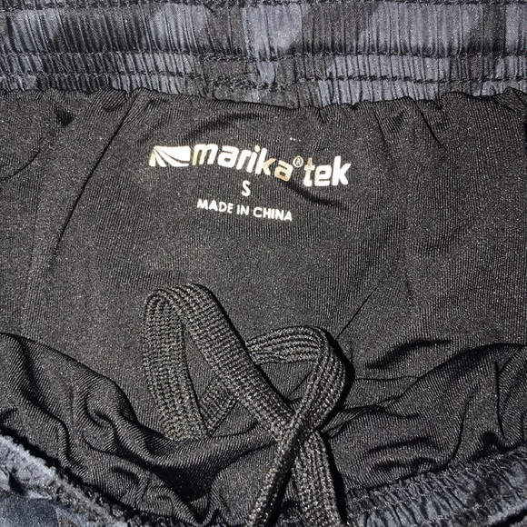 2 shorts! - Picture 6 of 6